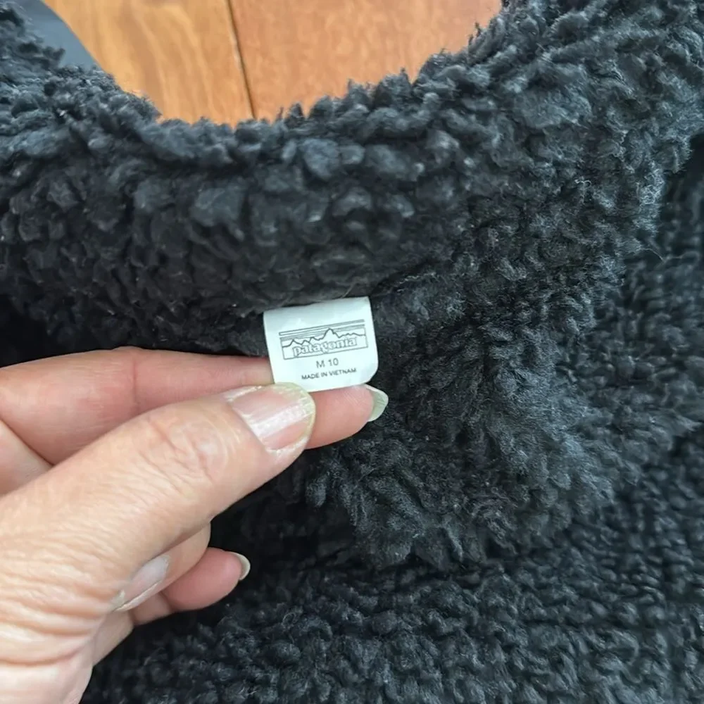 Patagonia Black Kids Reversible Shelled Microdini‎ Jacket size M